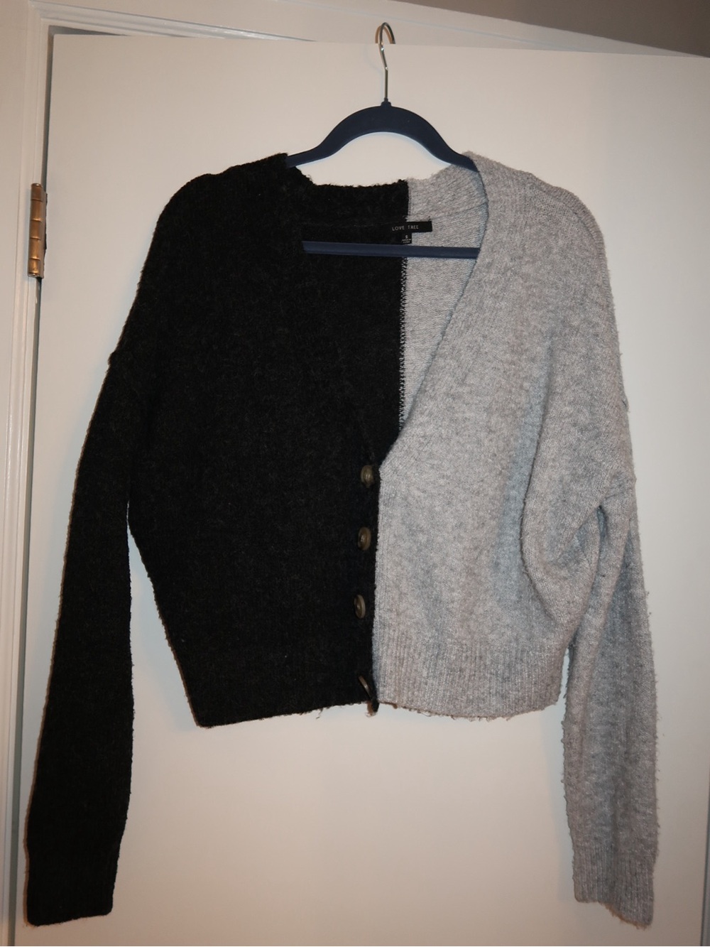 Love Tree Two-Tone Black & Light Gray Button-Front Cardigan